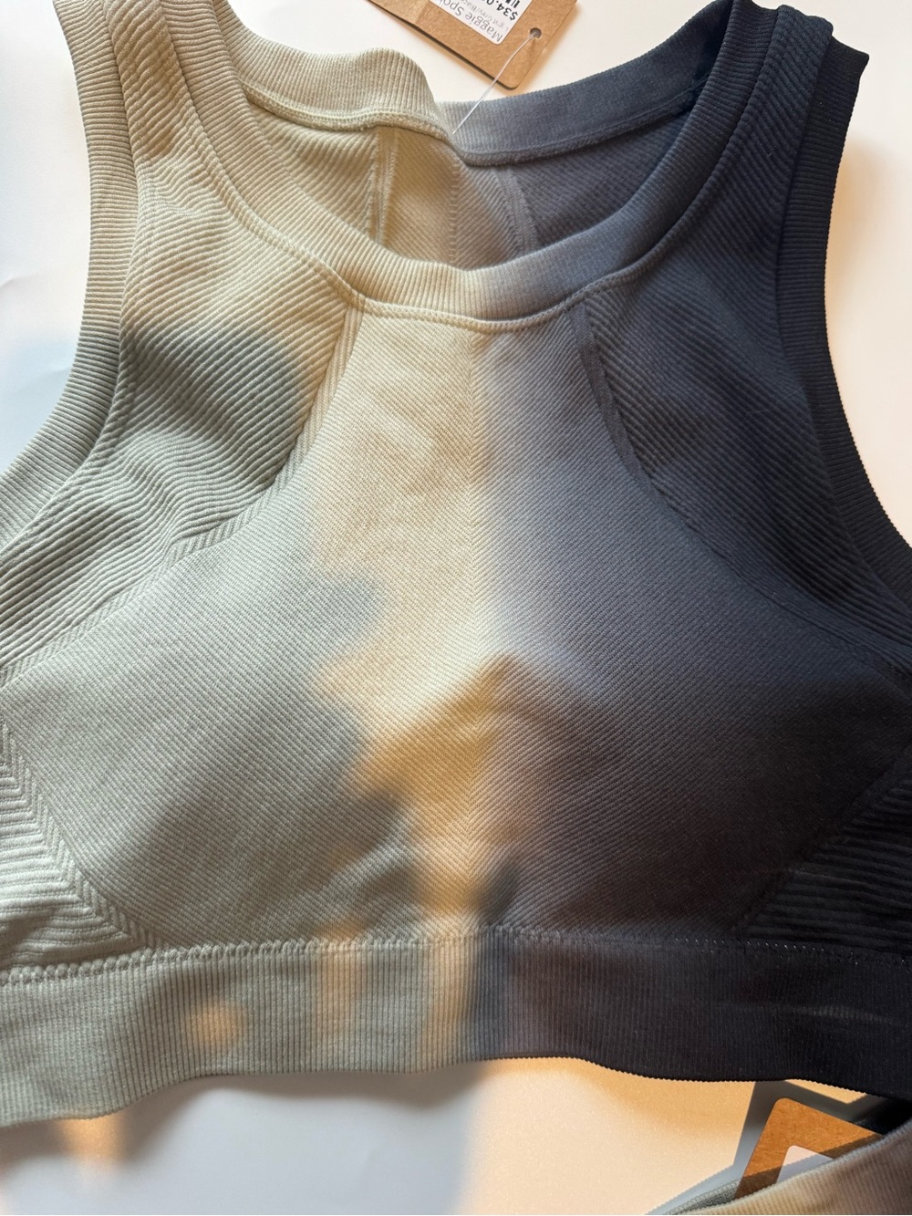 Two-Tone Cropped Tank Top in Olive & Charcoal and leggings - Picture 3 of 6
